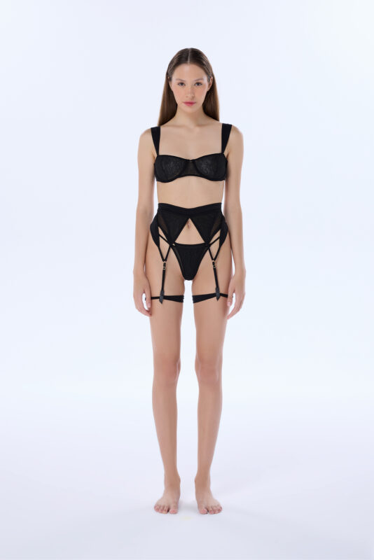 caroline black lace garter belt